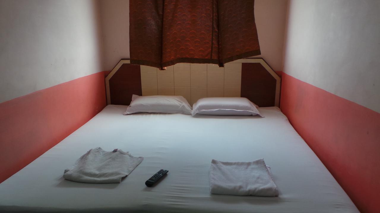 M.P.M. Guest House Пондичерри Экстерьер фото